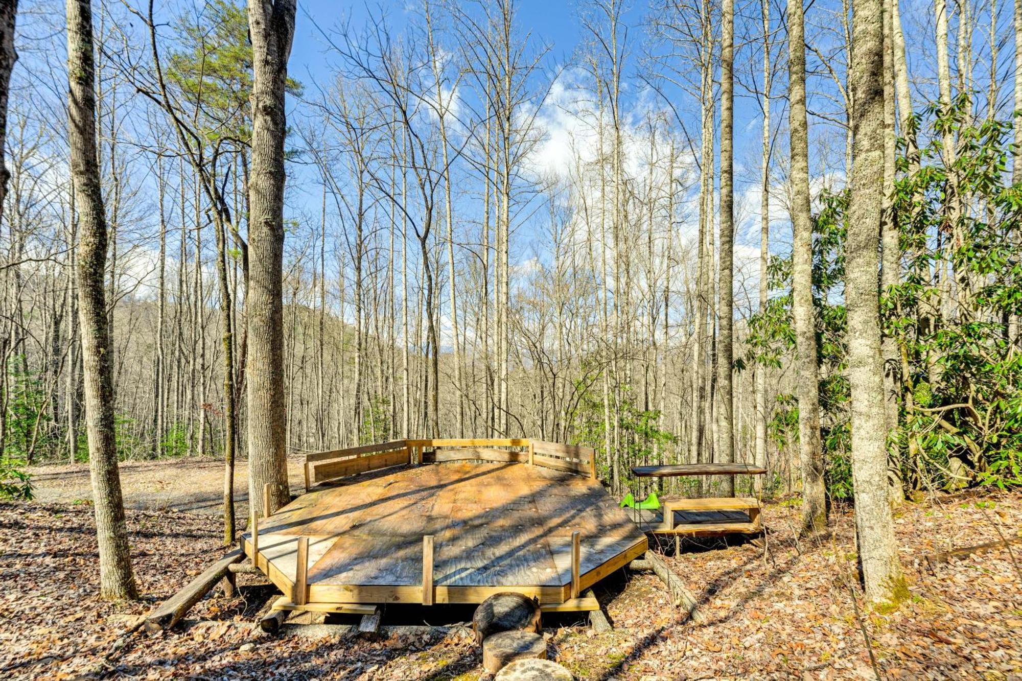 Whittier Smoky Mountain Cabin With Camping Area And Fire Pit! מראה חיצוני תמונה