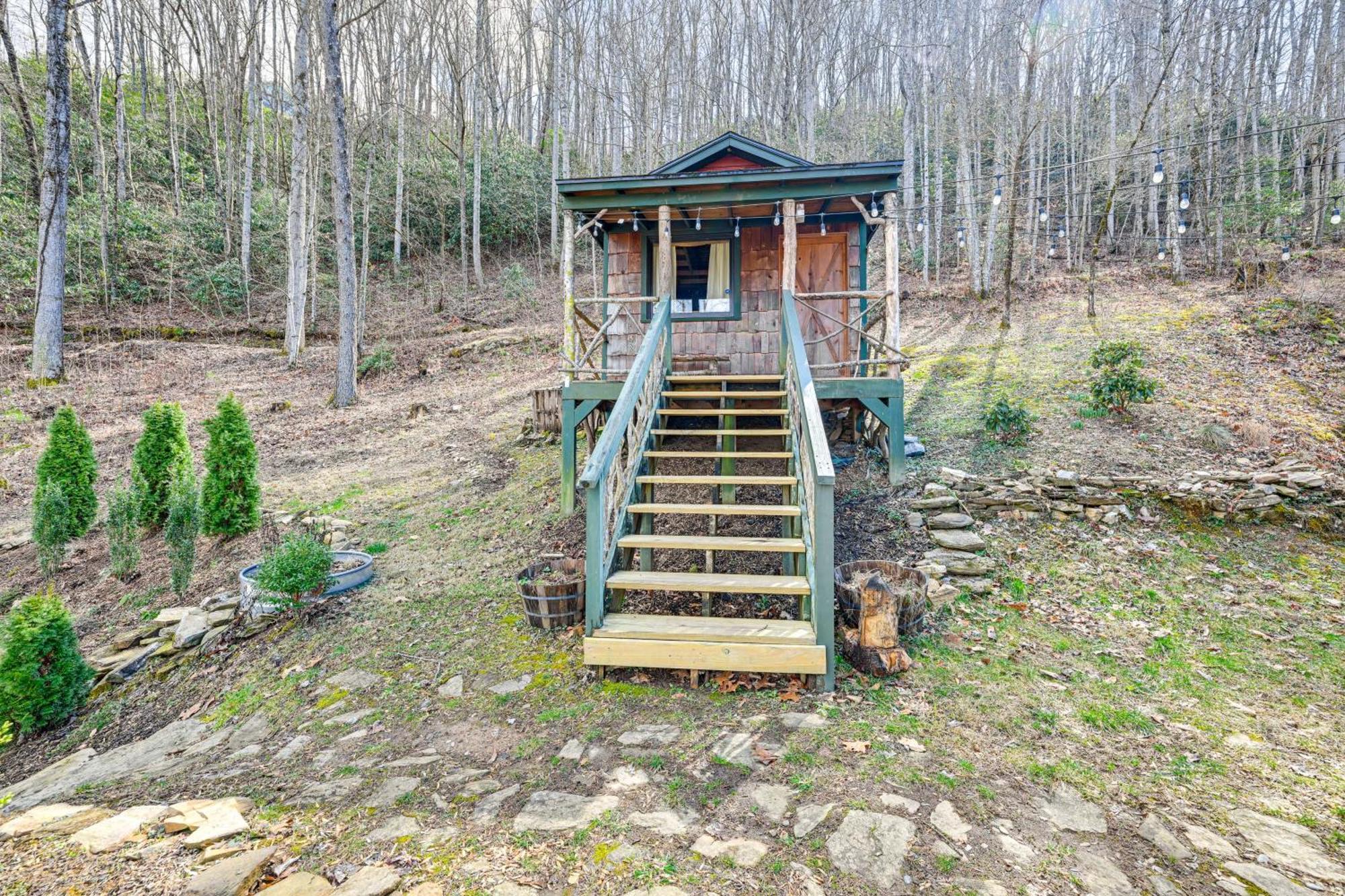 Whittier Smoky Mountain Cabin With Camping Area And Fire Pit! מראה חיצוני תמונה